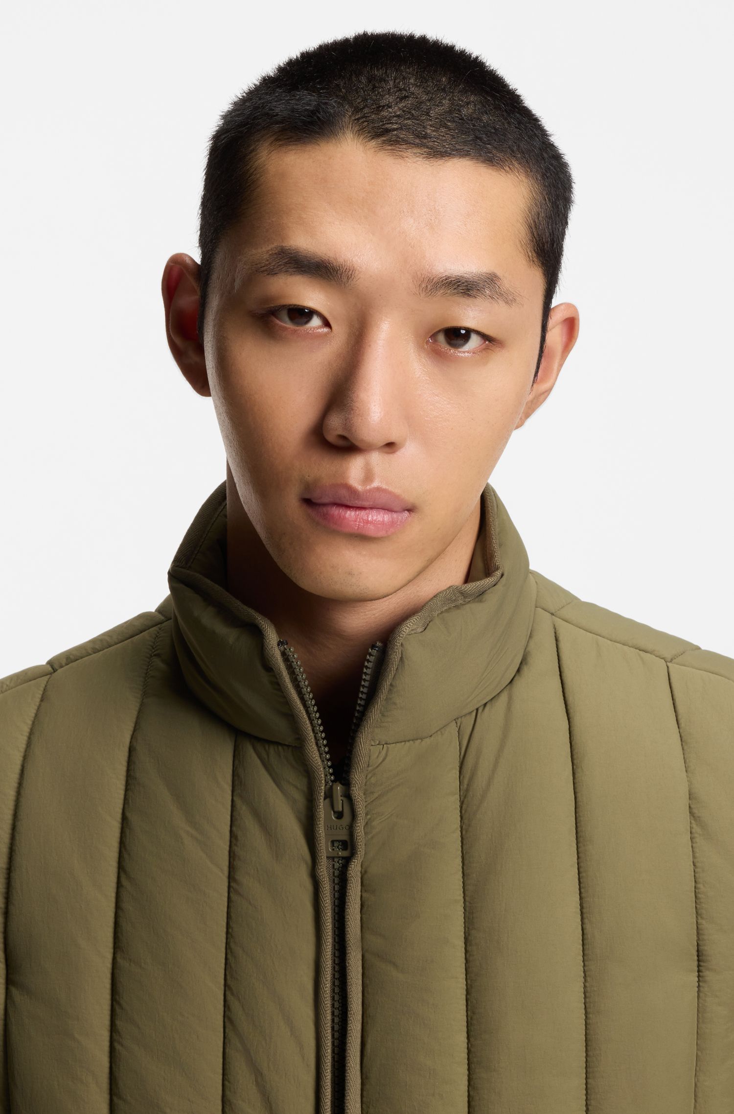 【HUGO雨果】羽绒马甲