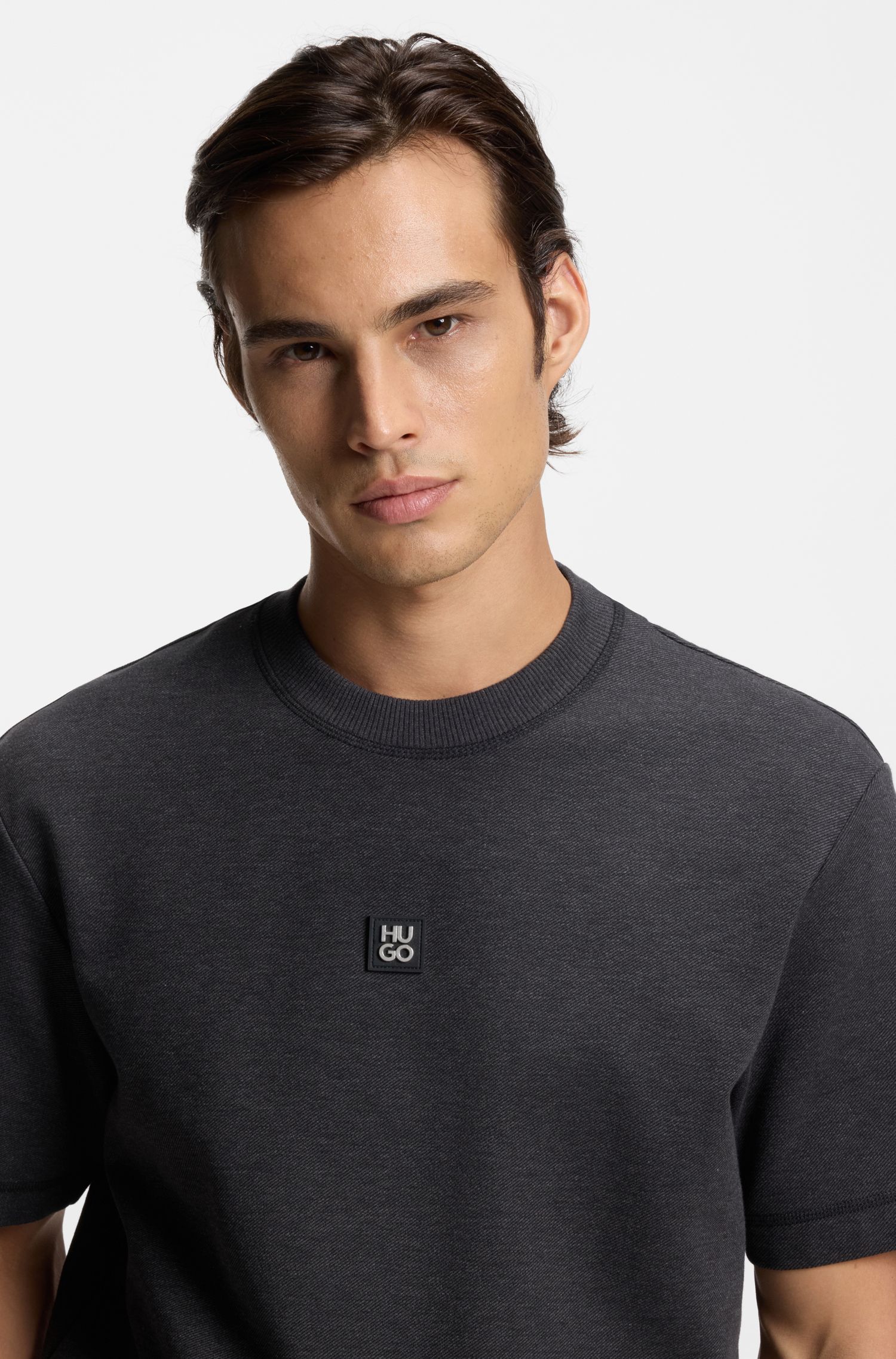 【HUGO雨果】堆叠风徽标棉质混纺 T 恤