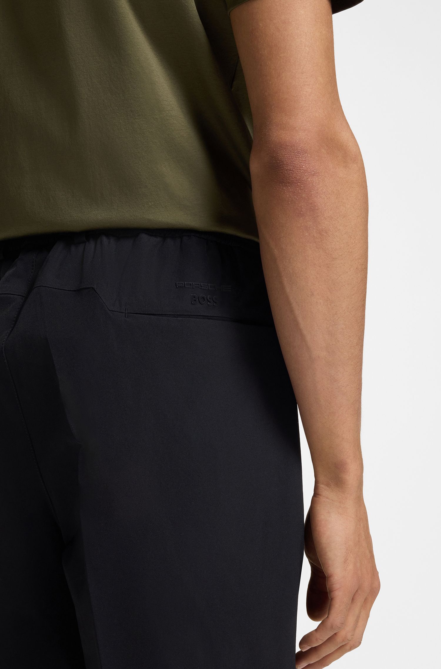 Porsche x BOSS 弹力斜纹布宽松版型短裤