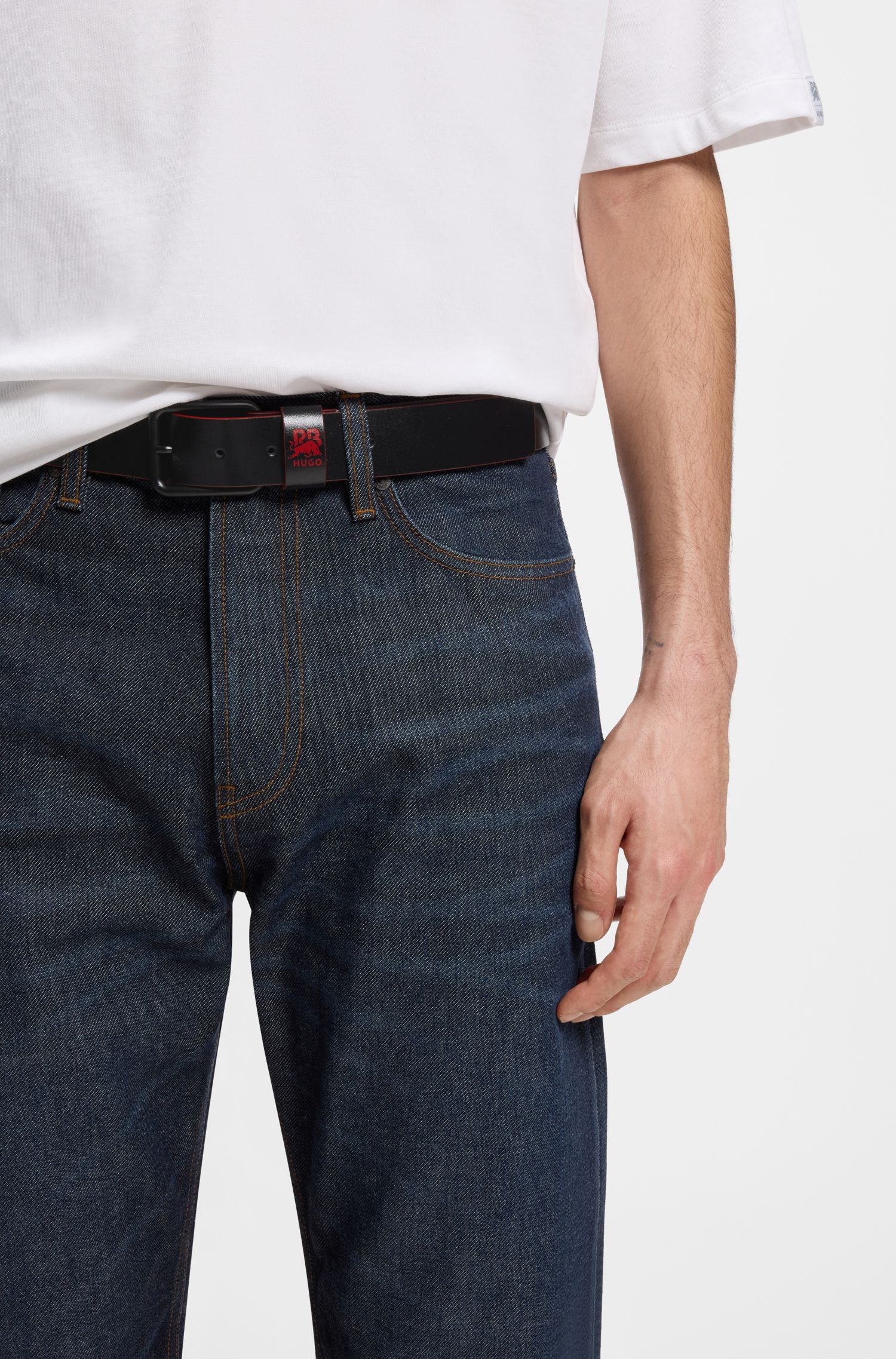 【HUGO雨果】HUGO x RB 公牛图案意大利皮革腰带