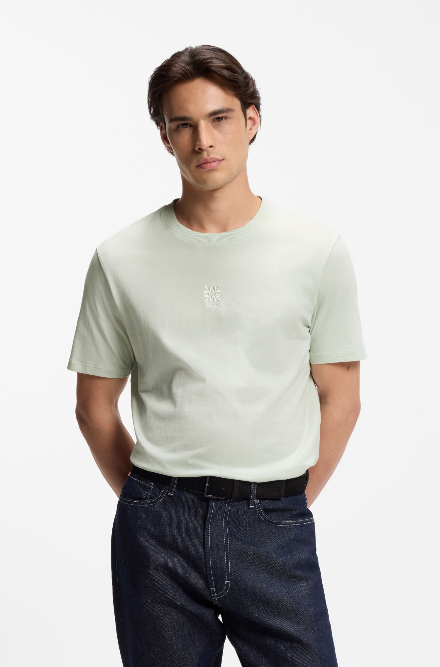 【HUGO雨果】徽标刺绣图案棉质平纹布 T 恤