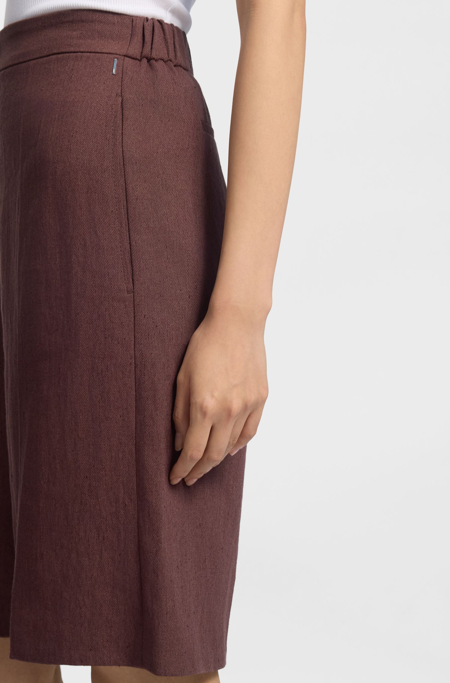 【BOSS博斯】亚麻混纺宽松版型短裤