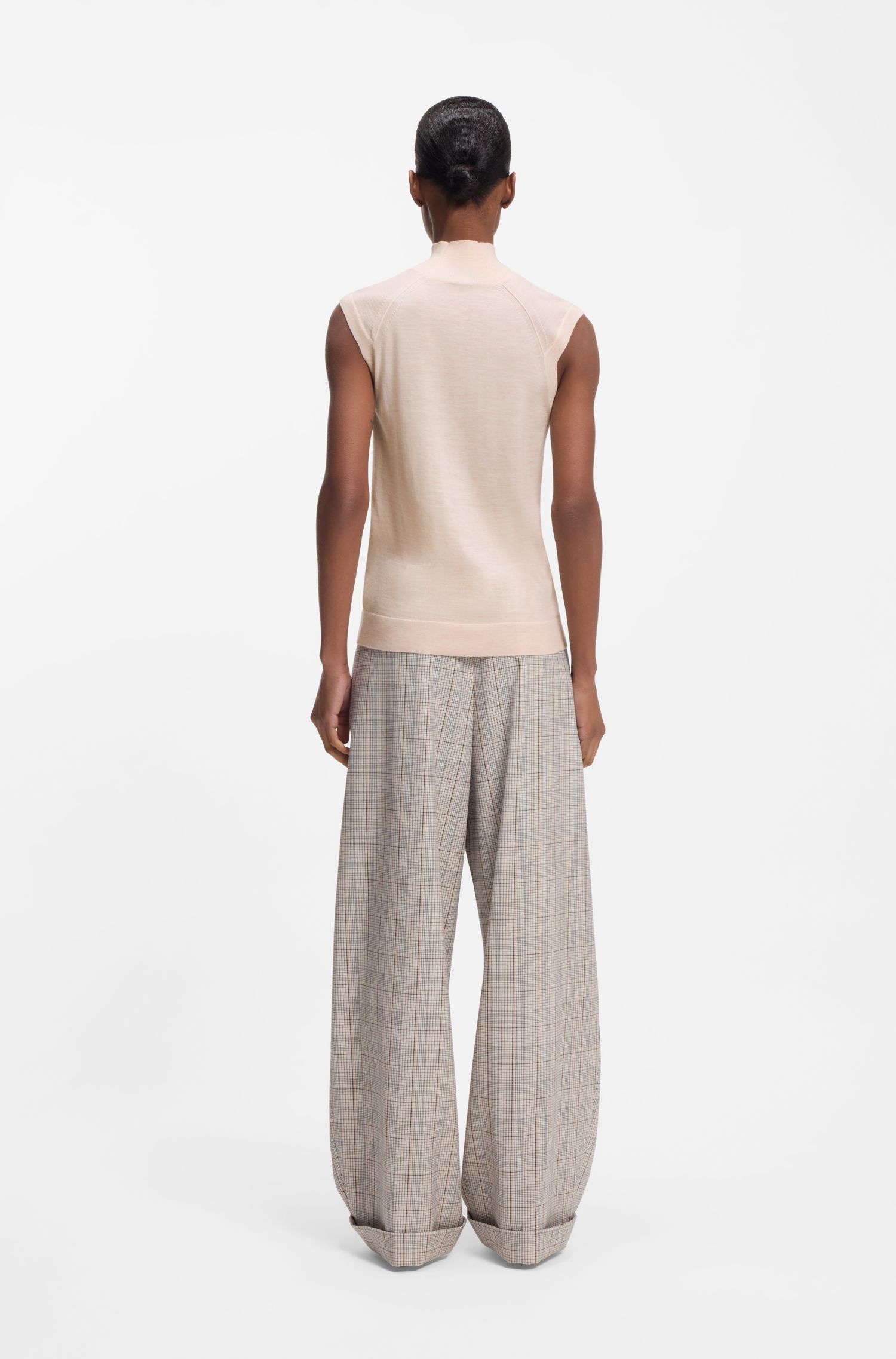 【BOSS博斯】无袖高领黑白条纹衫